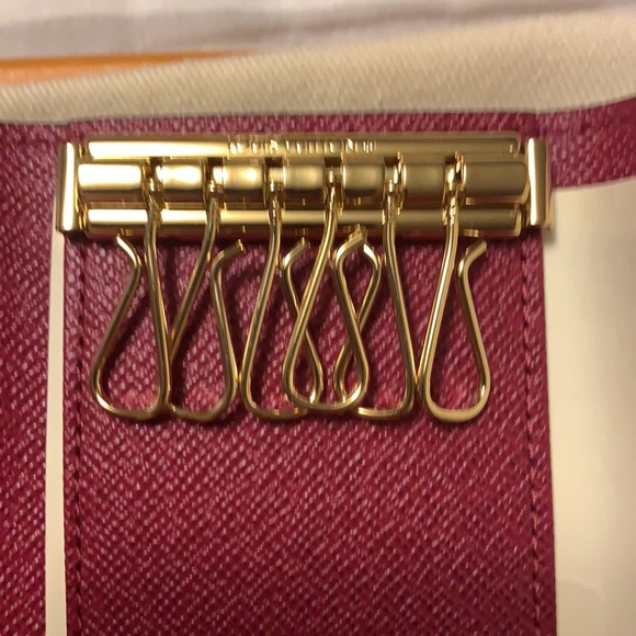 Louis Vuitton 6 Key Holder - Picture 3 of 3